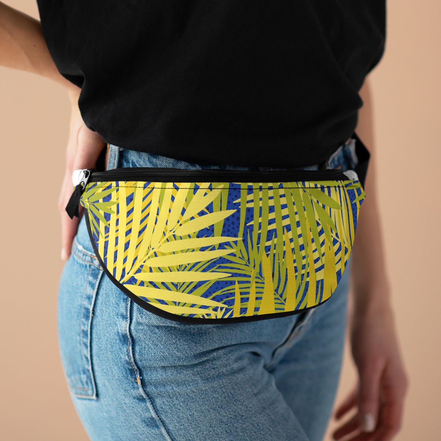 Dapper Palms Fanny for Summer Adventures